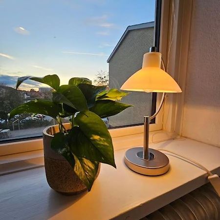 Lejlighed Med Altan Og Gratis Parkering Aalborg Exterior foto